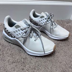 Women’s Nike Air Max Bella TR 4 Premium